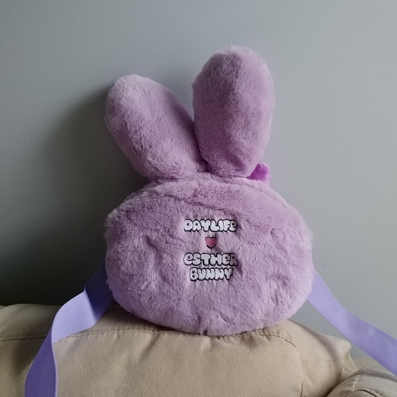 Esther Bunny x Daylife purple plush shoulder bag - Picture 13 of 16